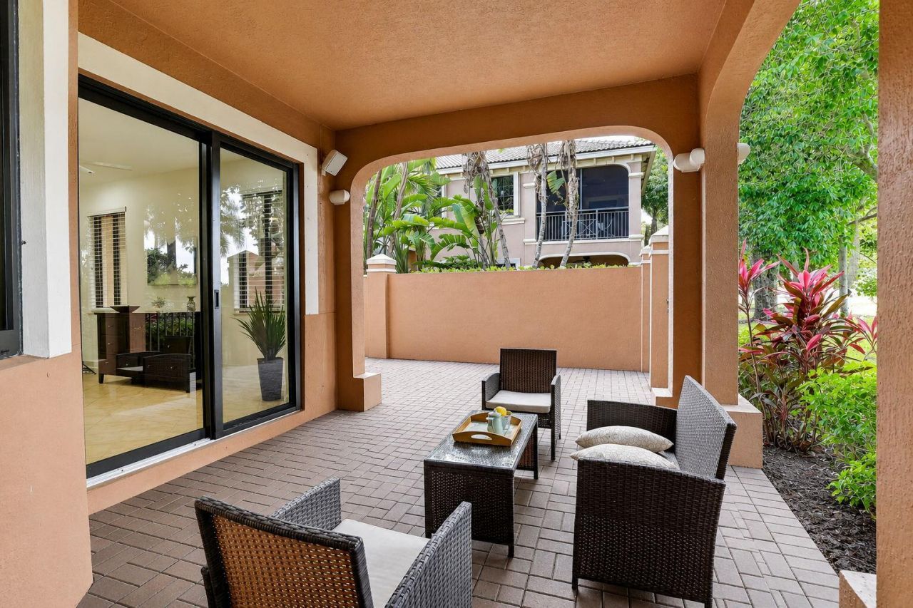 2883 Kinsington Circle, Weston, FL 33332 Photo