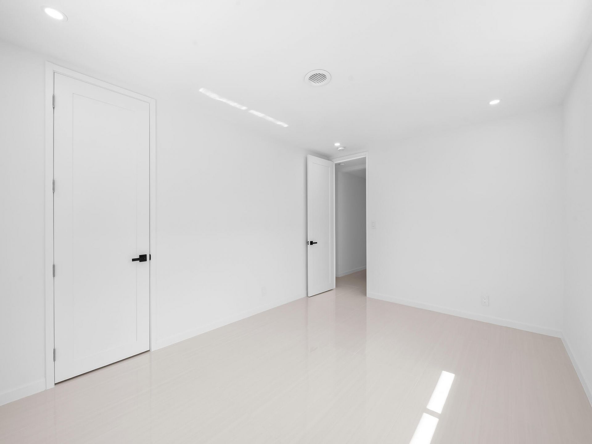 1750 NE 49th Street, Fort Lauderdale, FL 33334 Photo