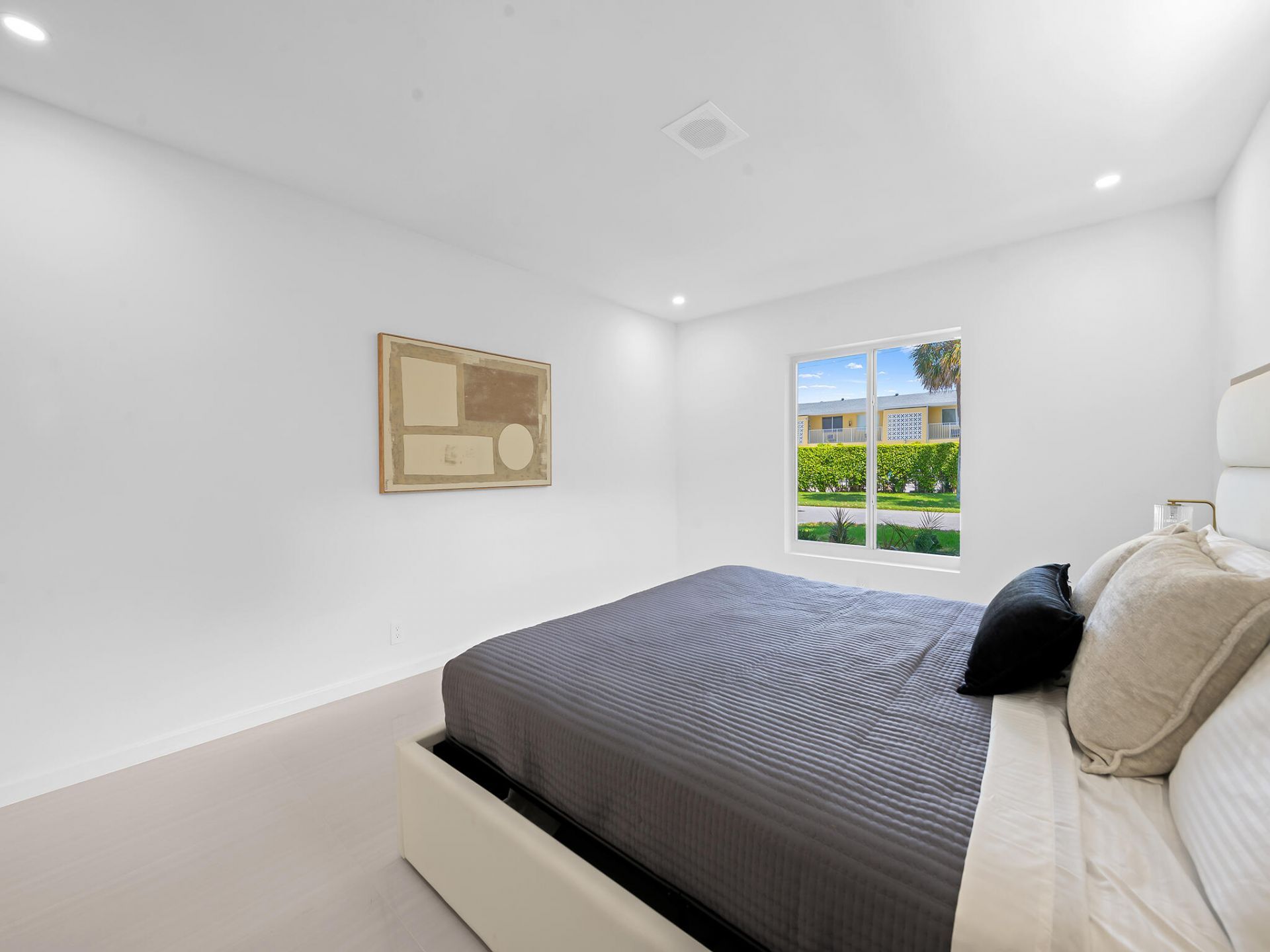 1750 NE 49th Street, Fort Lauderdale, FL 33334 Photo