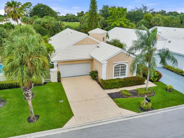 999 Lytham Court, West Palm Beach, FL 33411