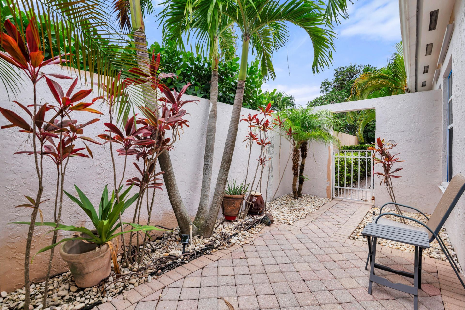 999 Lytham Court, West Palm Beach, FL 33411 Photo