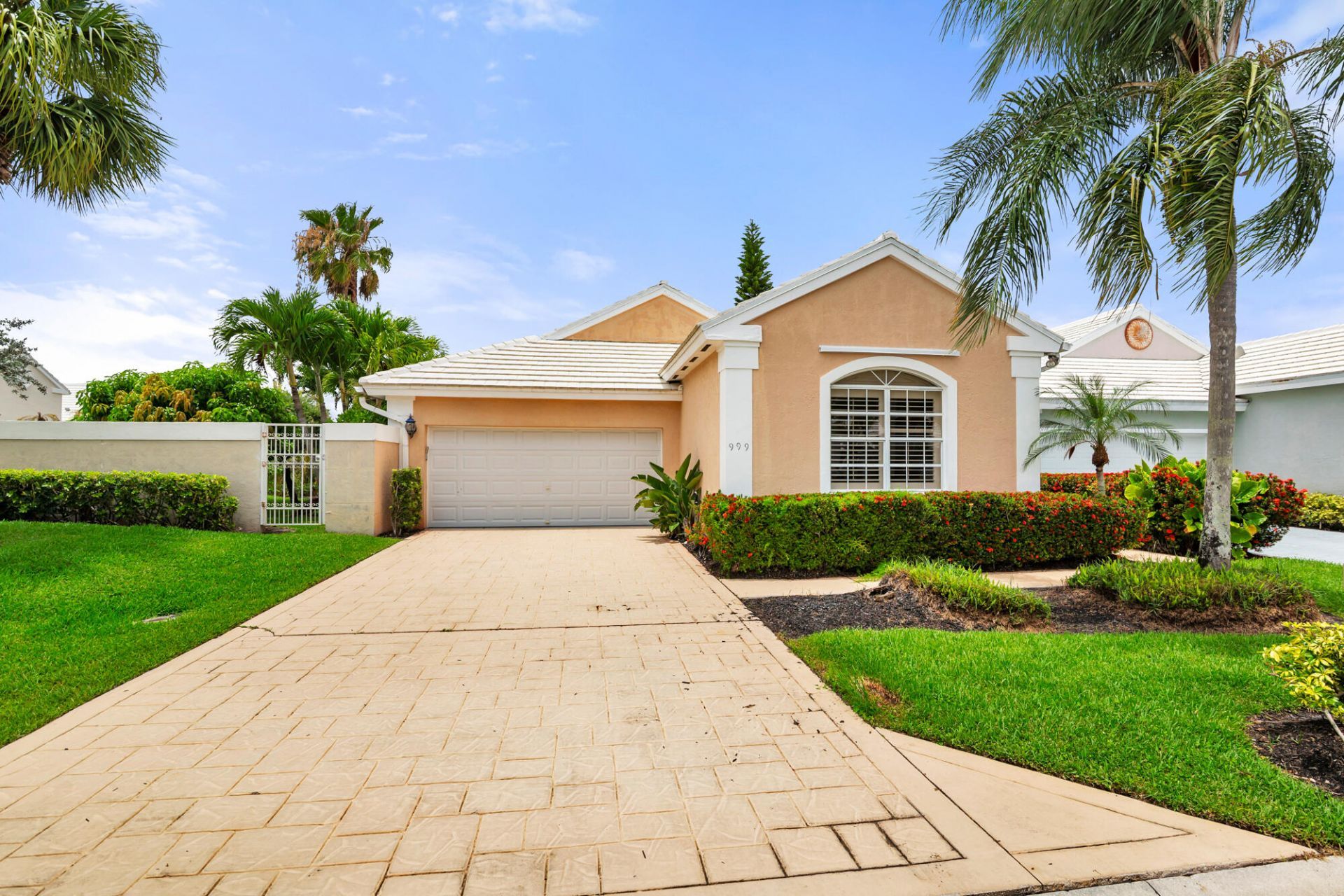 999 Lytham Court, West Palm Beach, FL 33411 Photo