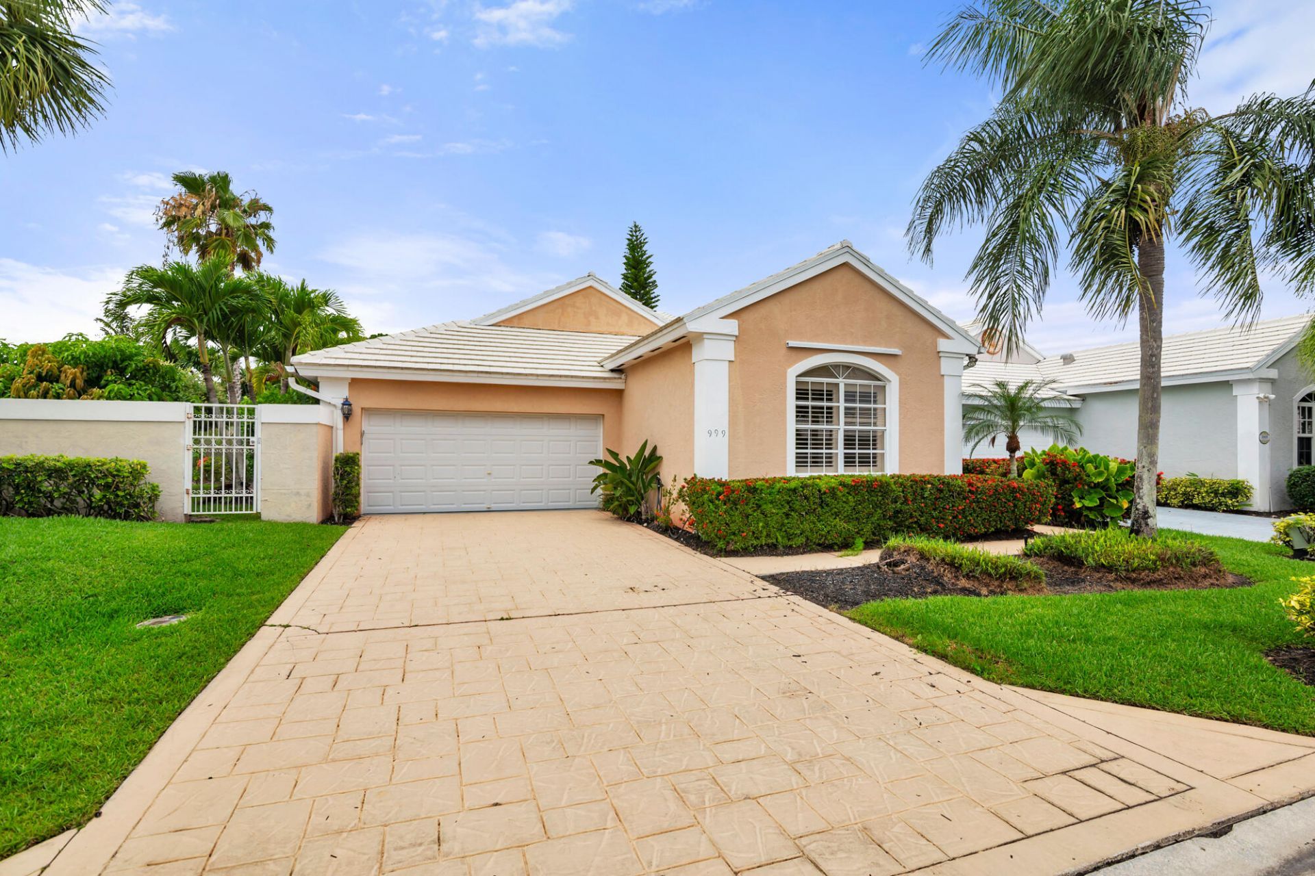 999 Lytham Court, West Palm Beach, FL 33411 Photo
