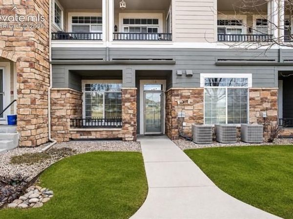 494 Black Feather Loop, Unit 106, Castle Rock, CO 80104