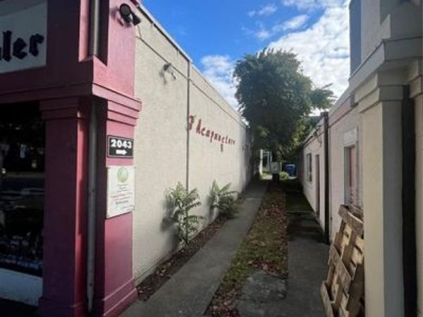 2043 Oak Bay Ave , Oak Bay, BC V8R 1E5