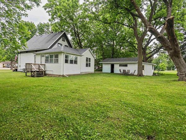 265 S JACKSON STREET, Iola, WI 54945