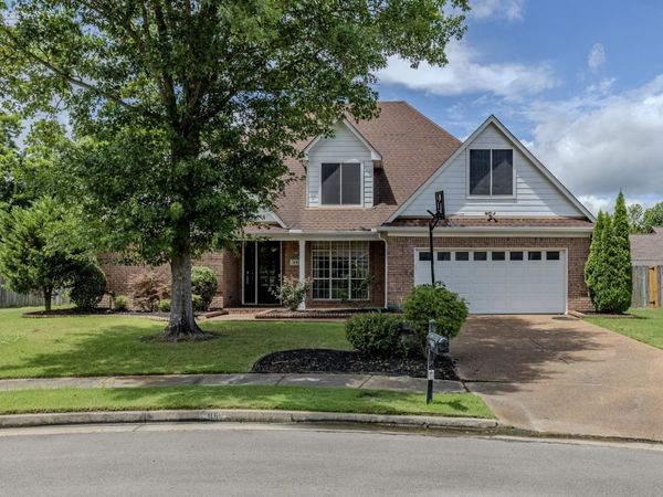96 BERRYFIELD CV, Collierville, TN 38017