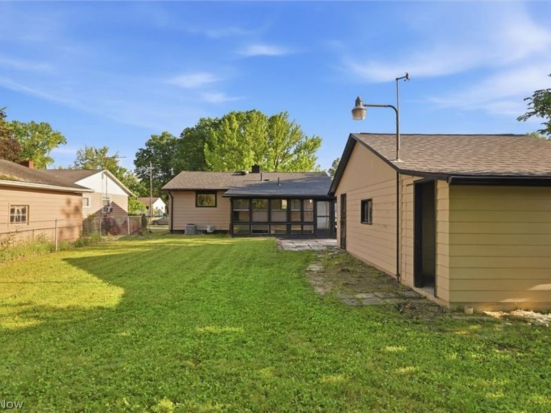 2105 Stewart Drive NW, Warren, OH 44485 Photo 15
