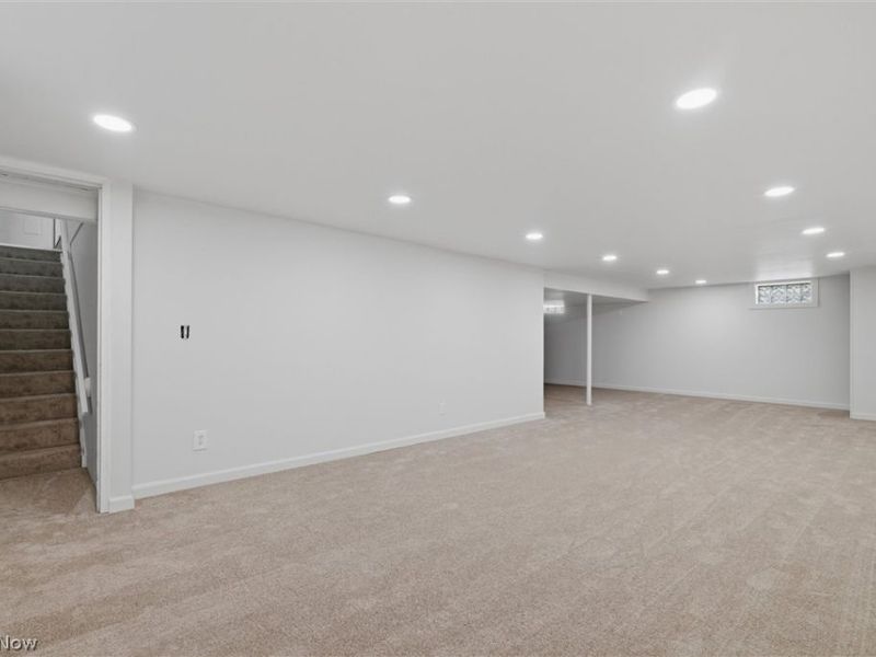 2105 Stewart Drive NW, Warren, OH 44485 Photo 17