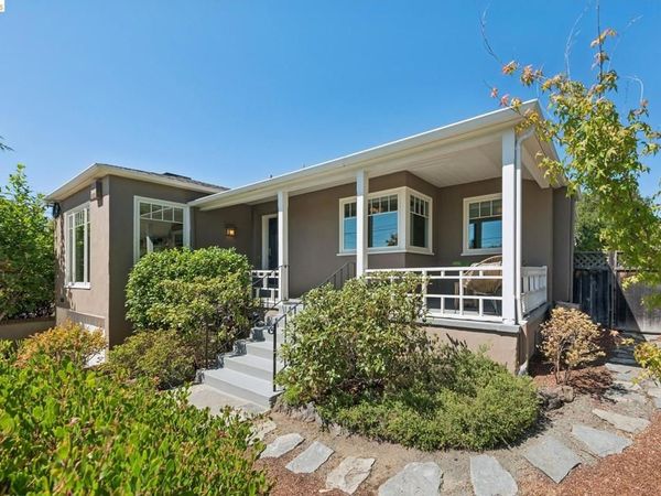 5430 Proctor Ave, Oakland, CA 94618