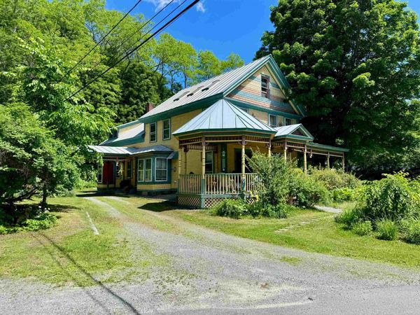 11 Water Street, Wells River, VT 05081