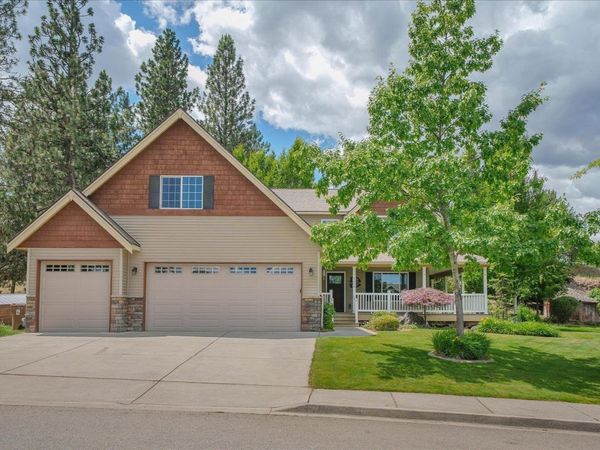 2406 S Scenic Blvd, Spokane, WA 99224