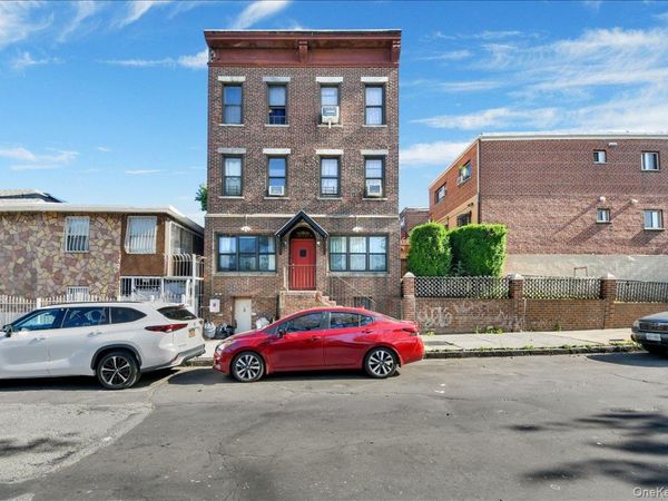 1748 Cross Bronx Expressway , Bronx, NY 10472