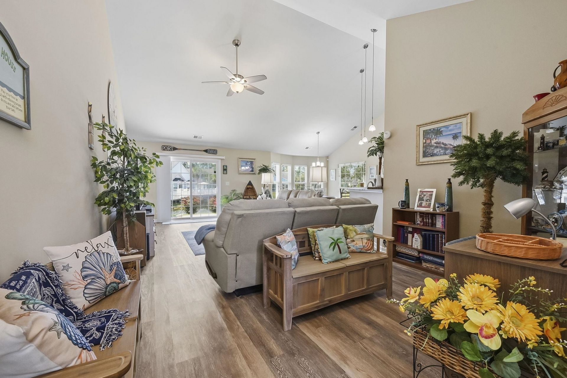 3051 Rockwater Circle  Photo 6
