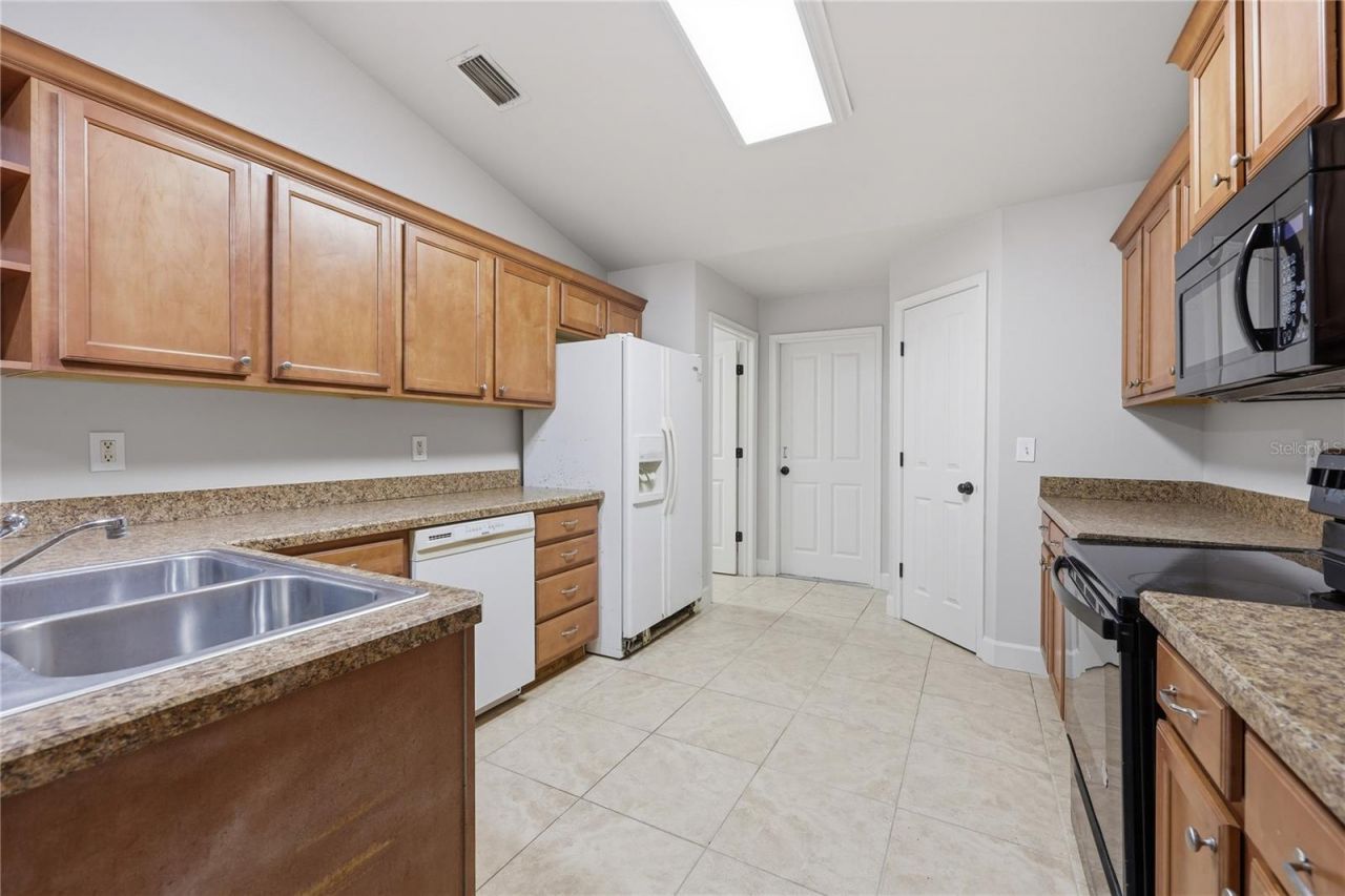 577 NW 259th Terrace, Newberry, FL 32669 Photo