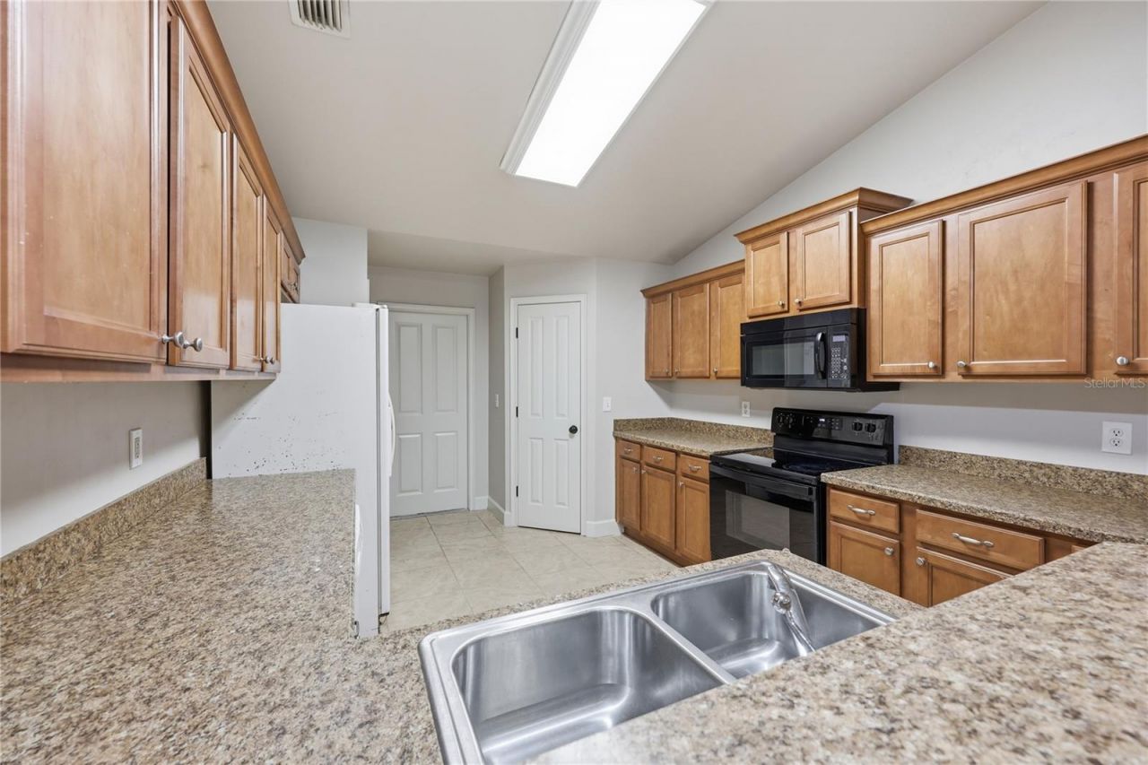 577 NW 259th Terrace, Newberry, FL 32669 Photo