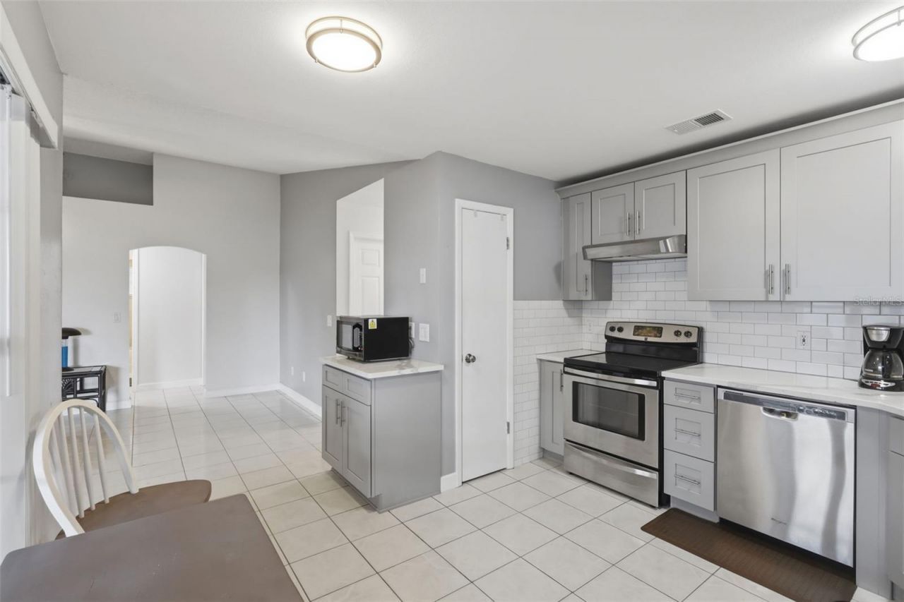 7731 Indian Ridge Trail S, Kissimmee, FL 34747 Photo