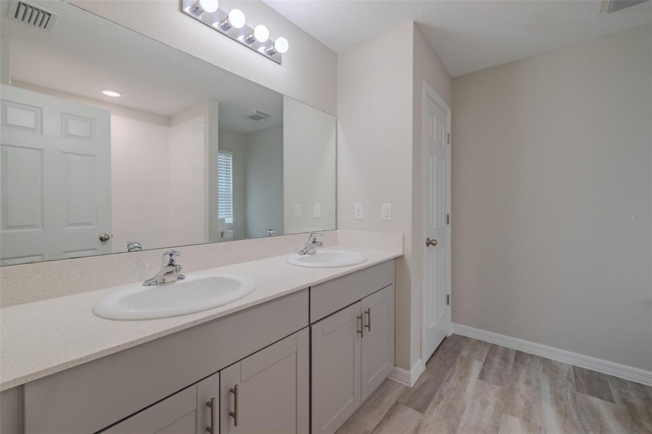 14606 Brumby Ridge Avenue, Lithia, FL 33547 Photo