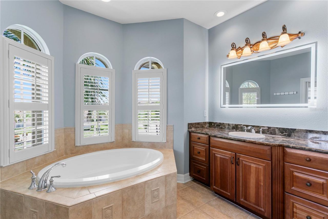 6459 Rubia Circle, Apollo Beach, FL 33572 Photo