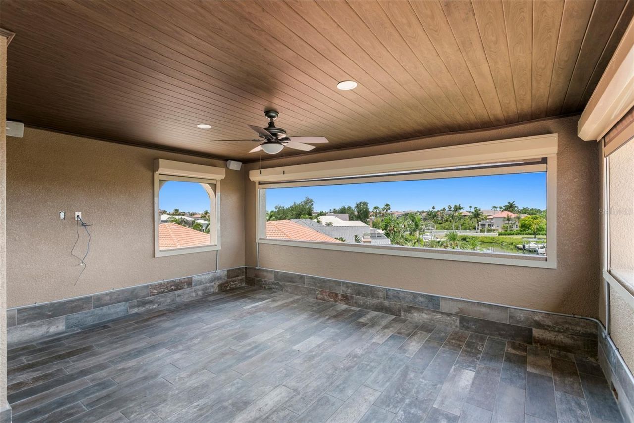 6459 Rubia Circle, Apollo Beach, FL 33572 Photo