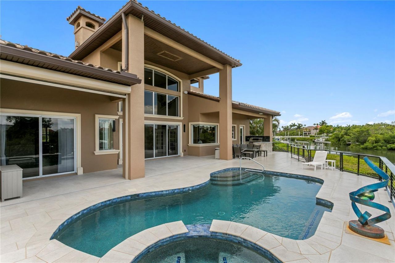6459 Rubia Circle, Apollo Beach, FL 33572 Photo