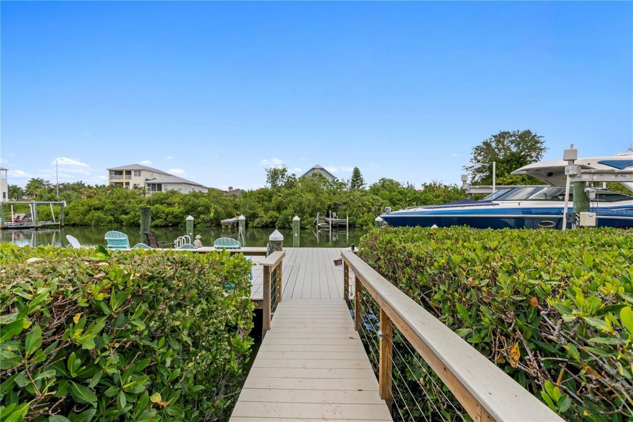 6459 Rubia Circle, Apollo Beach, FL 33572 Photo