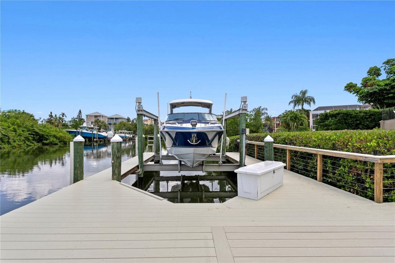 6459 Rubia Circle, Apollo Beach, FL 33572 Photo
