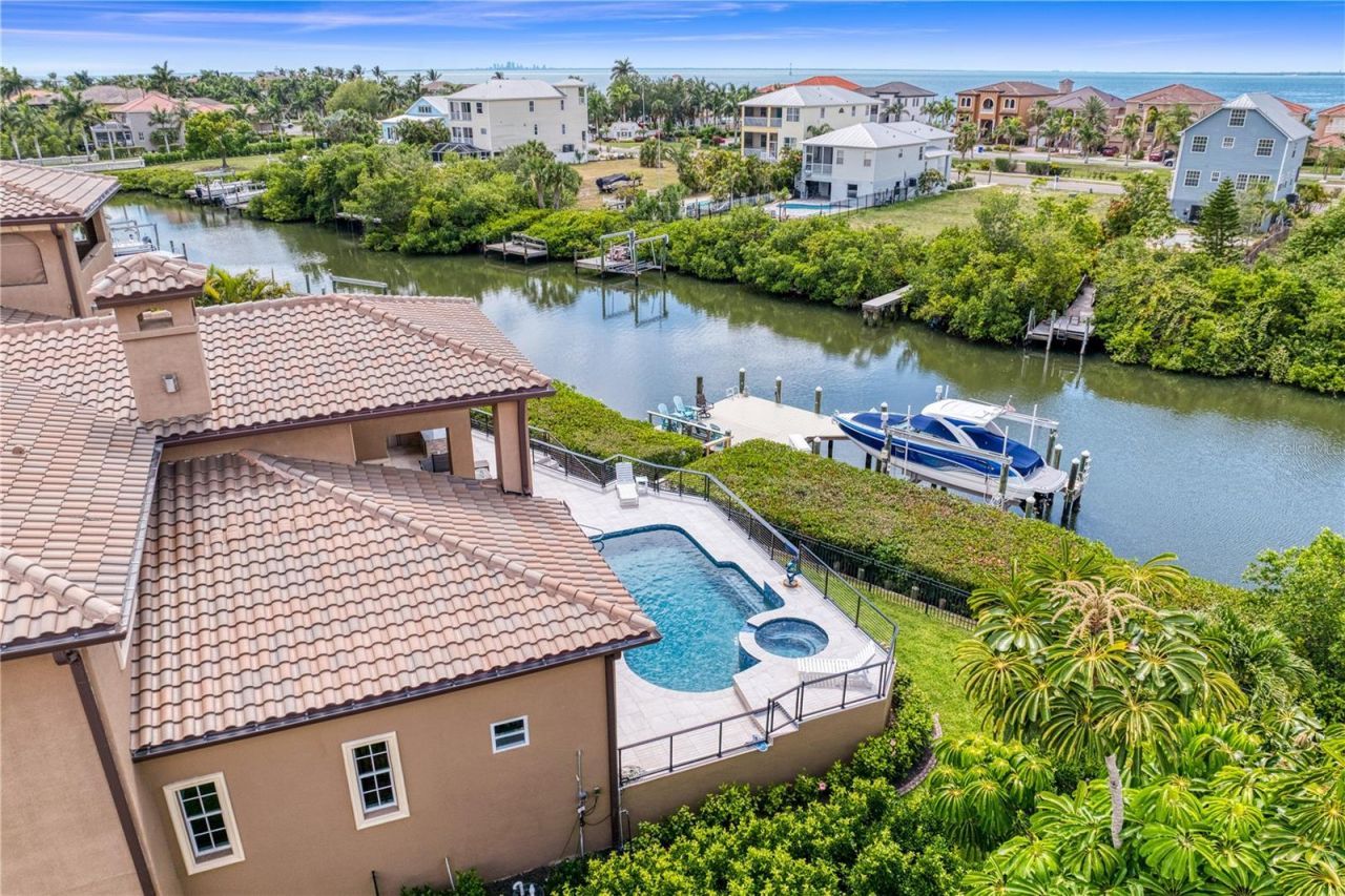 6459 Rubia Circle, Apollo Beach, FL 33572 Photo