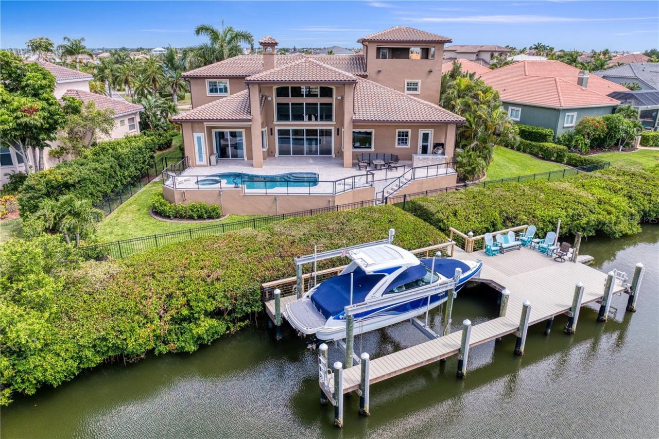 6459 Rubia Circle, Apollo Beach, FL 33572 Photo