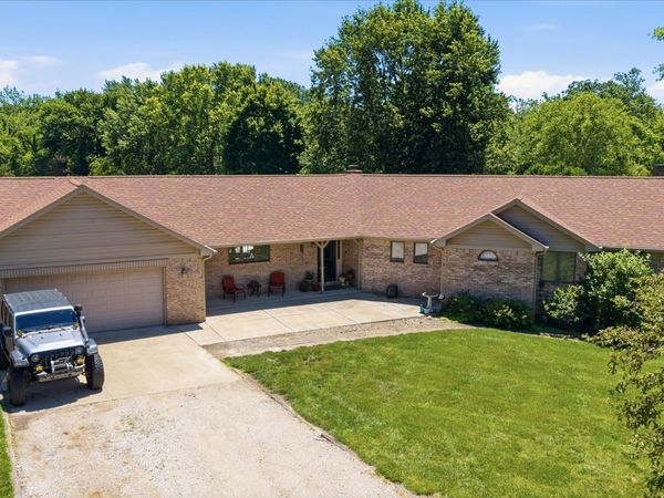 1195 N County Road 600 E, Avon, IN 46123