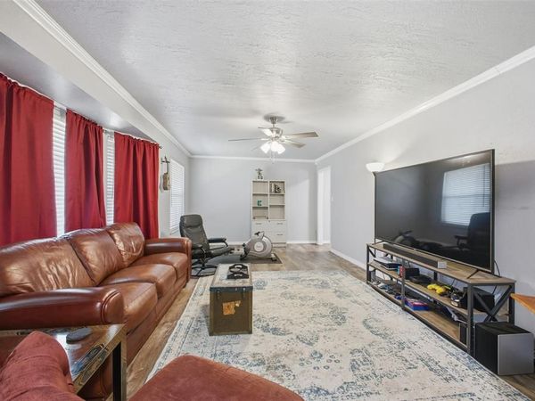 1415 Chickasaw Place, Ada, OK 74820