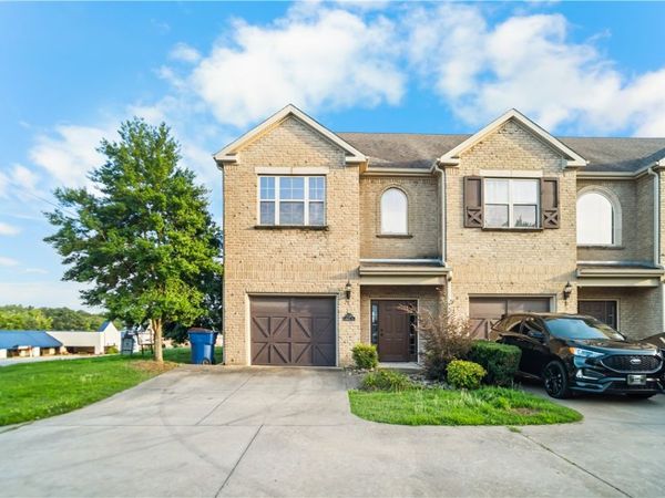 5324 Labelle Court , Fort Smith, AR 72903