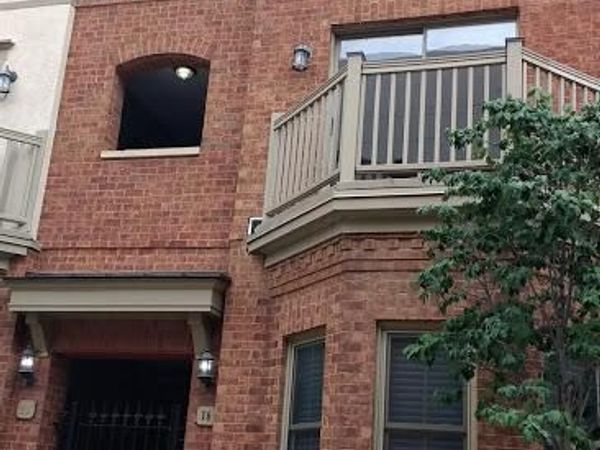 18 W Russell Street , Columbus, OH 43215