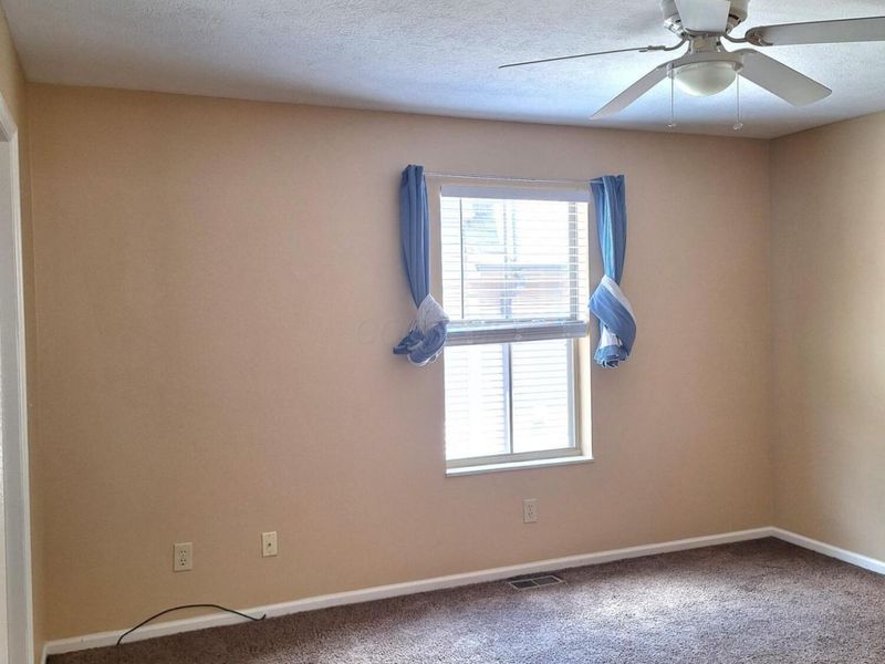 18 W Russell Street , Columbus, OH 43215 Photo 13