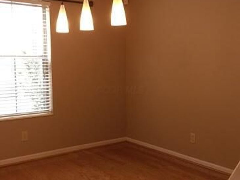 18 W Russell Street , Columbus, OH 43215 Photo 2