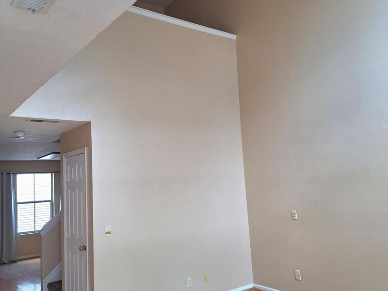 18 W Russell Street , Columbus, OH 43215 Photo 9