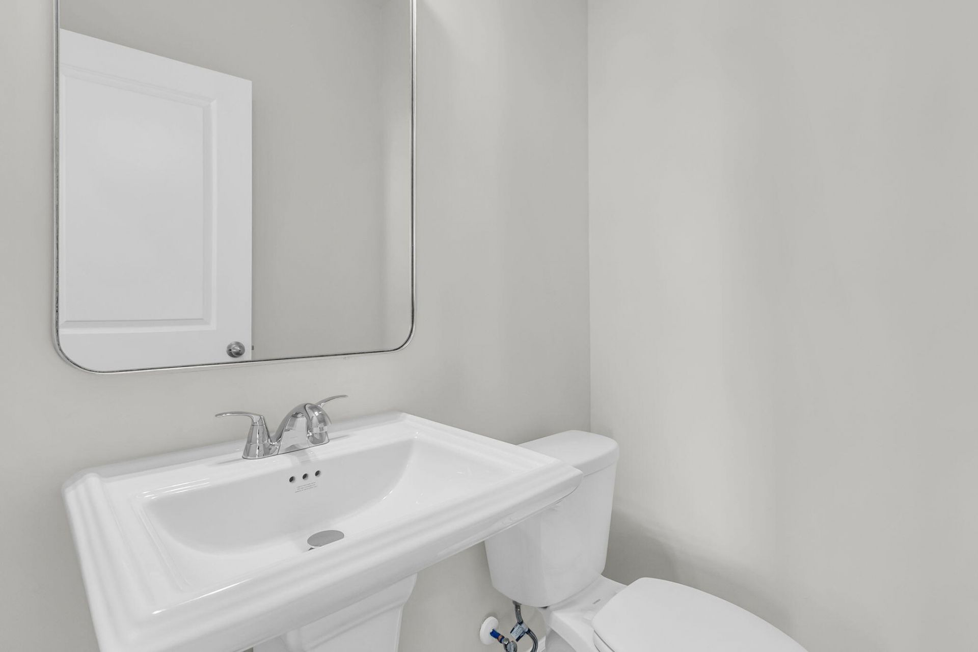 216 Hungerford Drive Photo 11