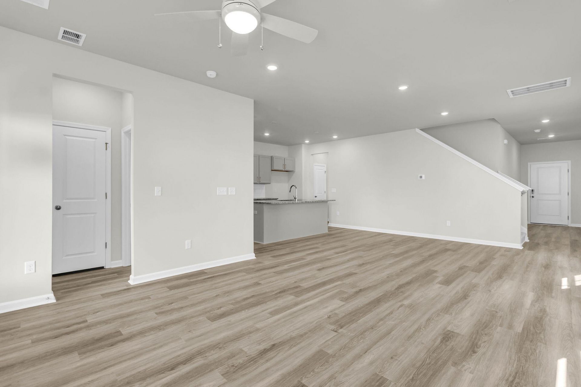 216 Hungerford Drive Photo 15