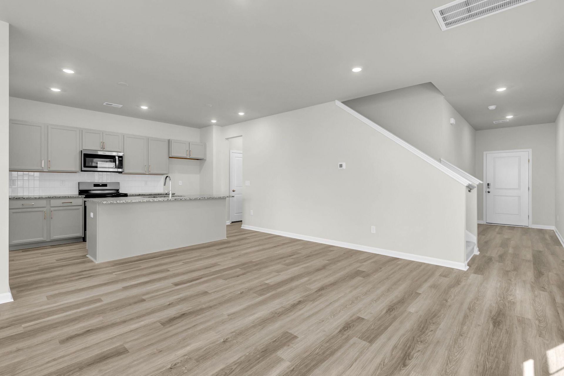 216 Hungerford Drive Photo 16