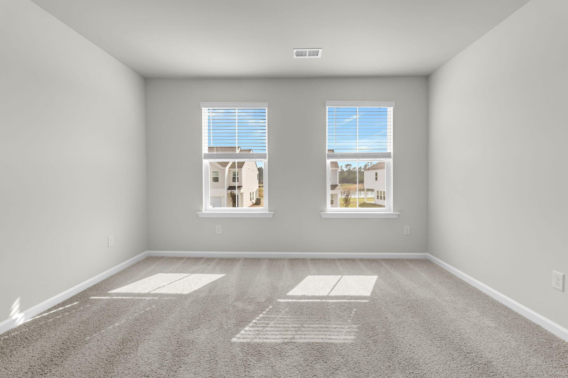216 Hungerford Drive Photo 25