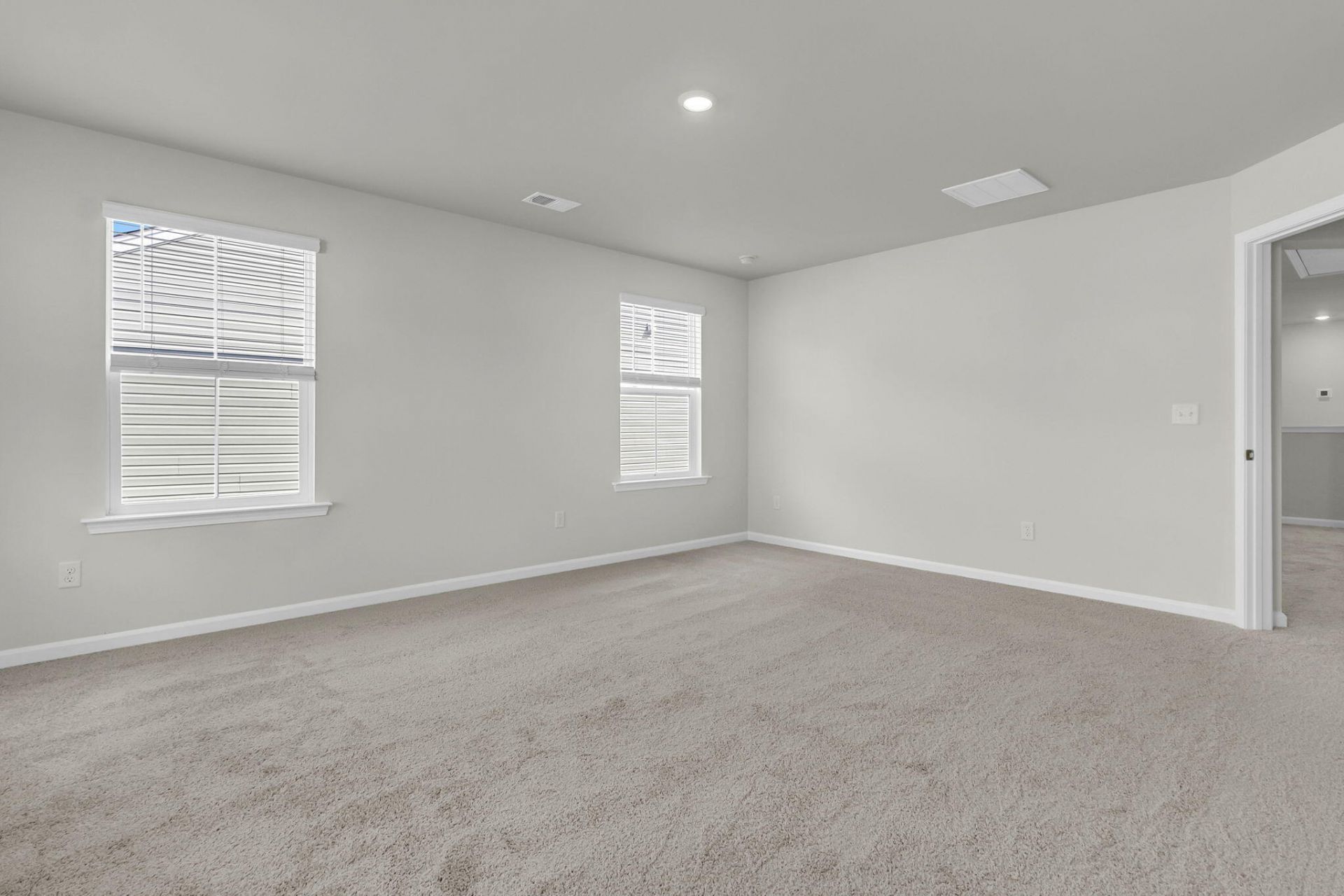 216 Hungerford Drive Photo 33