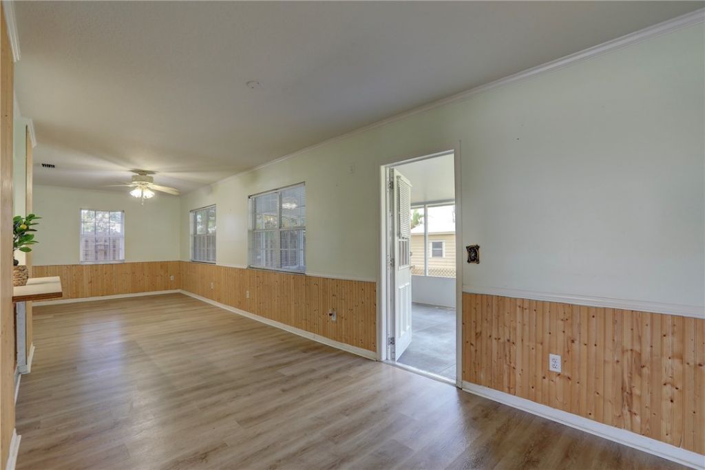 243 Dickens Avenue, Sebastian, FL 32958 Photo