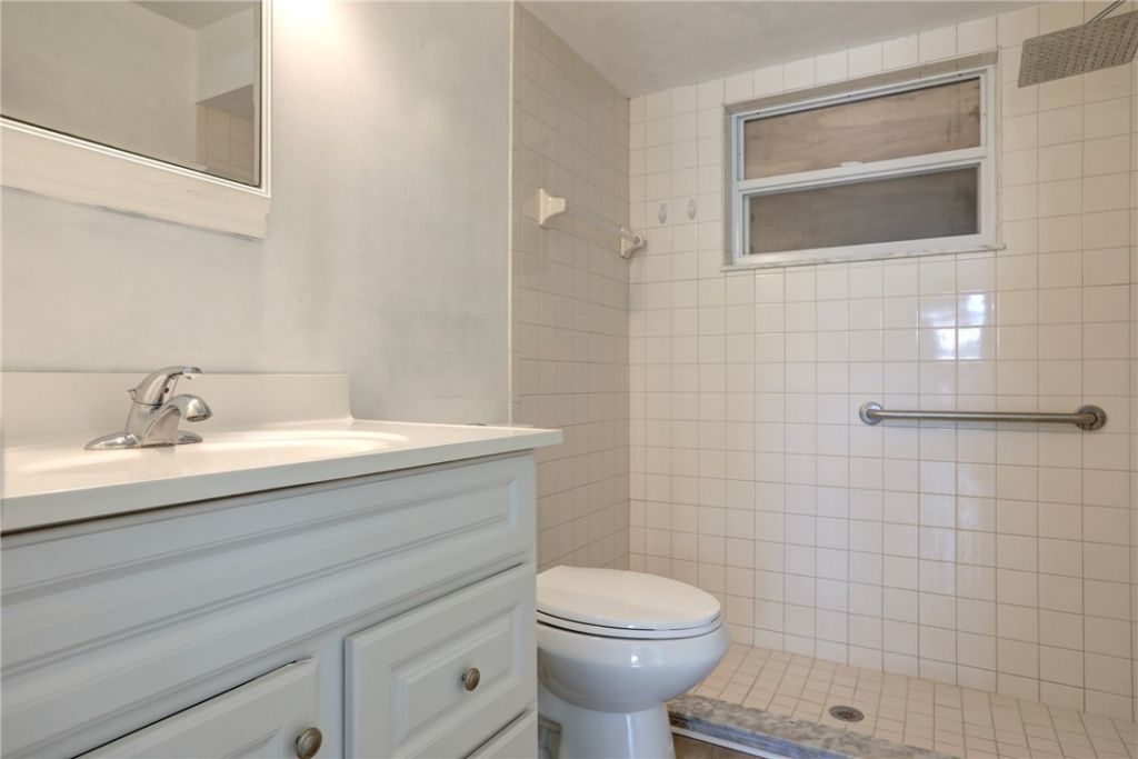 243 Dickens Avenue, Sebastian, FL 32958 Photo