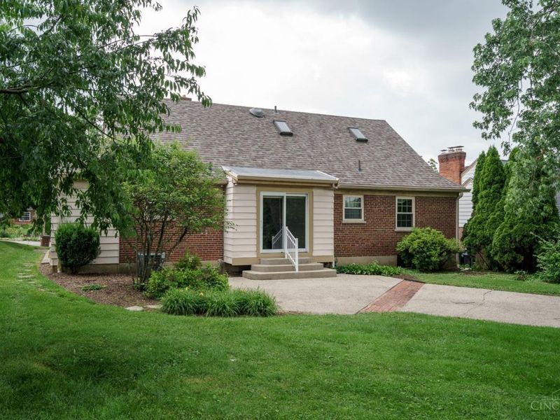 7090 Euclid Avenue, Sycamore Township, OH 45243 Photo 12