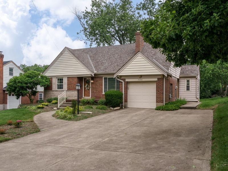 7090 Euclid Avenue, Sycamore Township, OH 45243 Photo 5