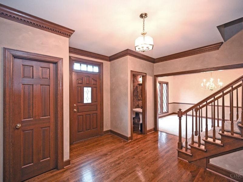 9296 Witherbone Court, Cincinnati, OH 45242 Photo 2