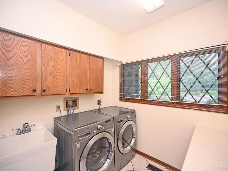 9296 Witherbone Court, Cincinnati, OH 45242 Photo 27