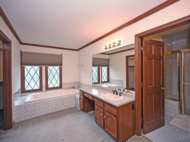 9296 Witherbone Court, Cincinnati, OH 45242 Photo 32