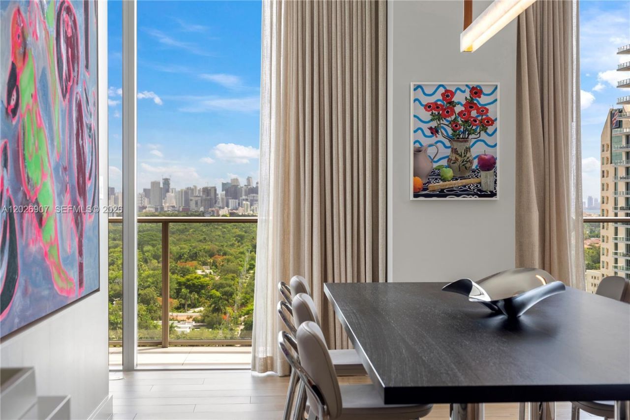 2678 Tigertail Ave, Unit 1702, Miami, FL 33133 Photo