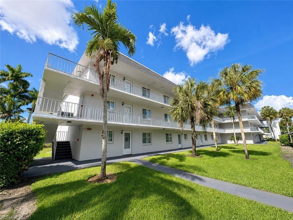 5515 Rattlesnake Hamm Rd , Unit 302, Naples, FL 34113 Photo